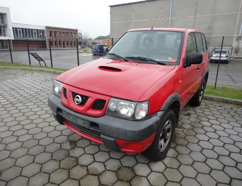 Used Nissan Terrano 2 Car SUV closed box 4 x 4 for Sale (Auction Premium) | NetBid Industrial Auctions