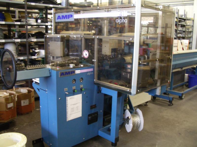 Used Komax Alpha 411 Kabelabläng/-Crimpautomat for Sale (Auction Premium) | NetBid Industrial Auctions