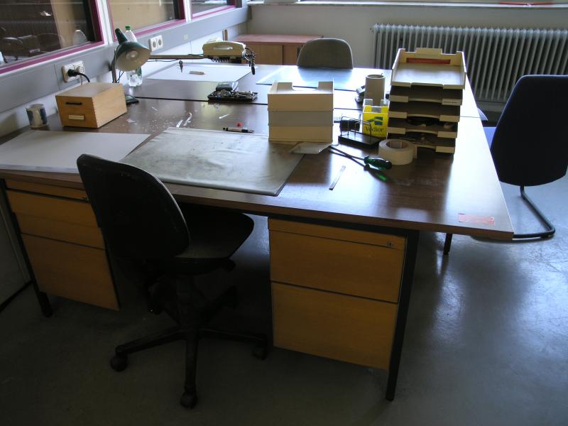 Used 2 desks for Sale (Online Auction) | NetBid Industrial Auctions