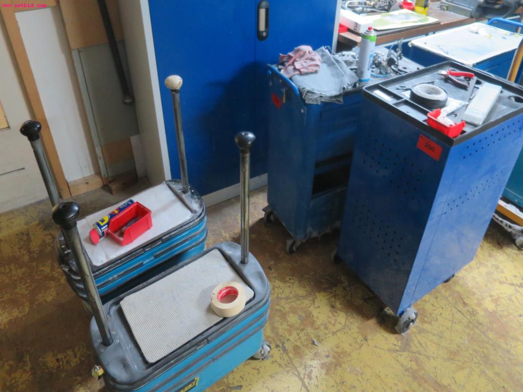 Used Hazet/Gedore 4 workshop trolleys for Sale (Auction Premium) | NetBid Industrial Auctions