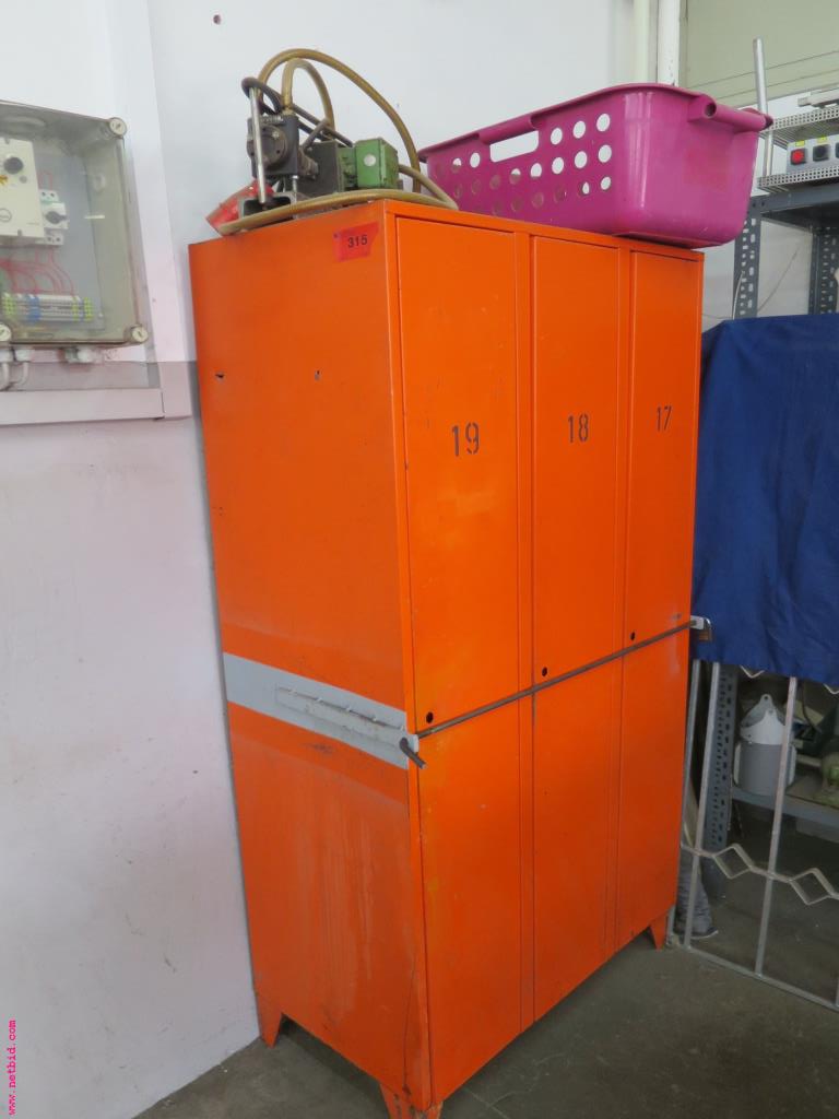 Used steel locker for Sale (Auction Premium) | NetBid Industrial Auctions