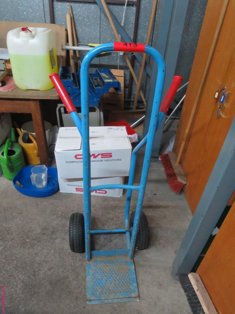 Used hand truck for Sale (Auction Premium) | NetBid Industrial Auctions