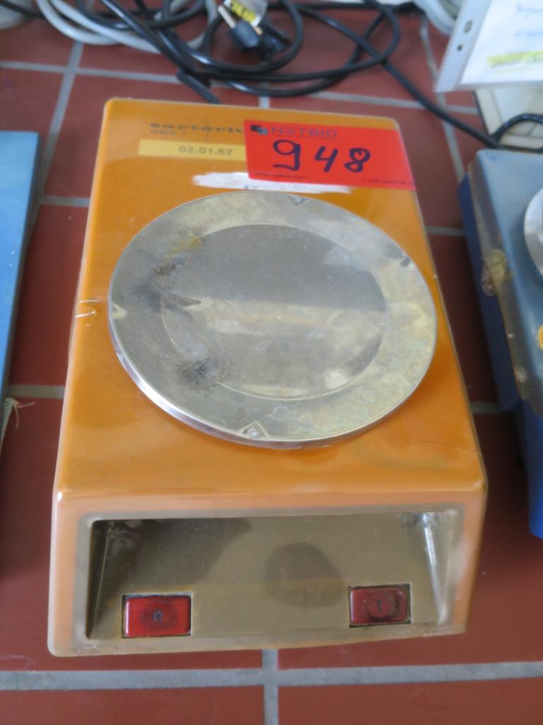 Used Sartorius 1216 digital scale for Sale (Auction Premium) | NetBid Industrial Auctions