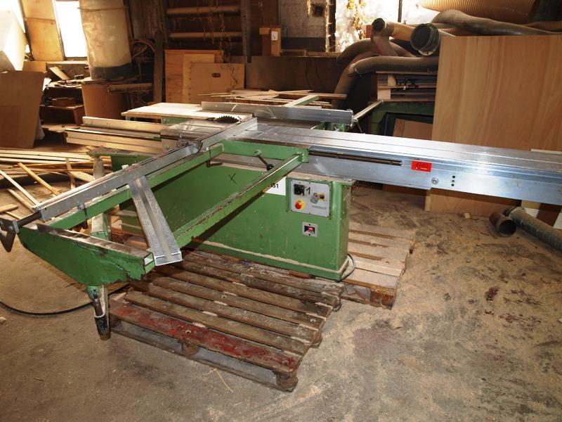 Schneider table store saw