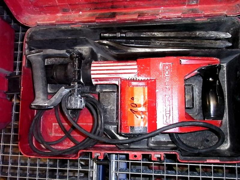 Used Hilti TP 400 Meißelhammer for Sale (Auction Premium) | NetBid  Industrial Auctions