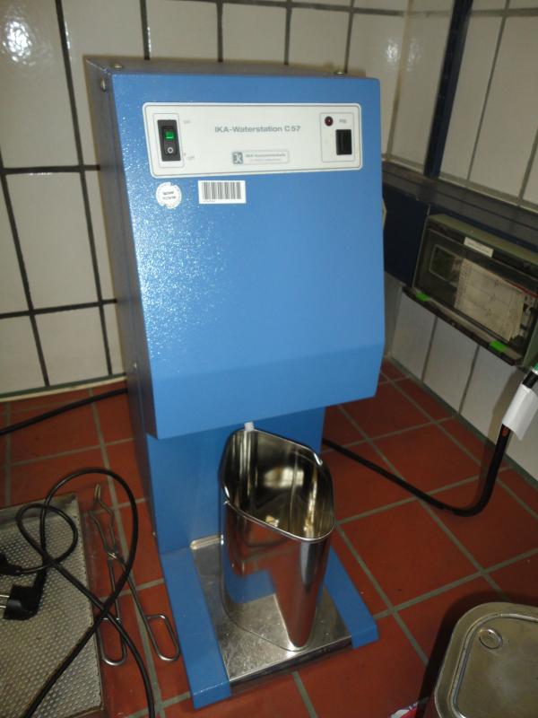 Used IKA-Analysentechnik IKA-Waterstation C57 laboratory water station for Sale (Auction Premium) | NetBid Industrial Auctions