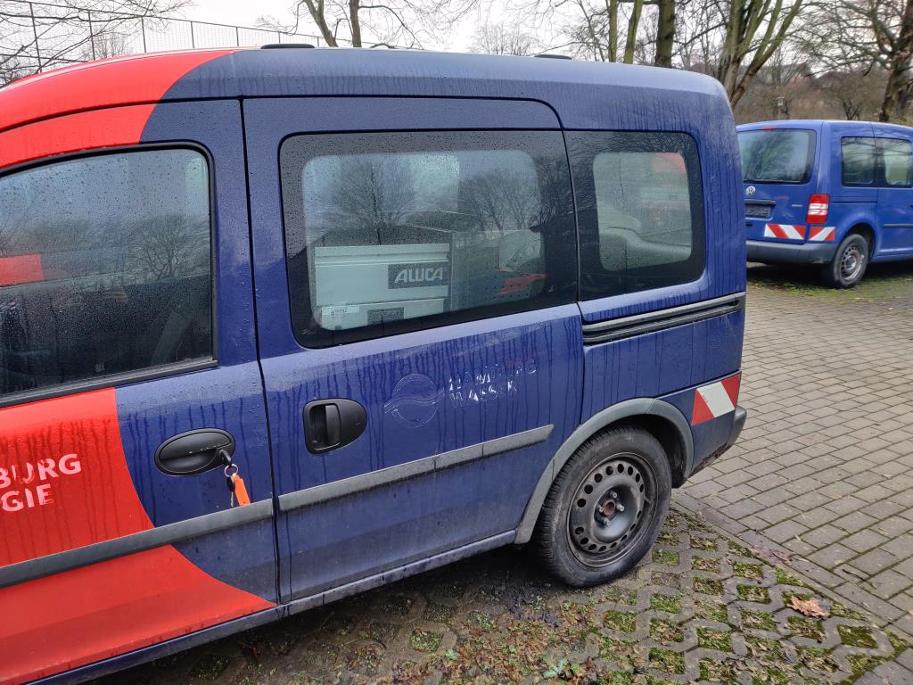 Volkswagen Caddy LKW geschl. Kasten (ex HH-W 462) gebraucht kaufen (Auction Premium) | NetBid Industrie-Auktionen