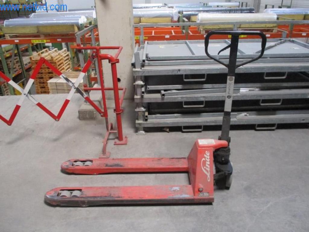 Linde Gabelhubwagen (Freigabe Ende November) gebraucht kaufen (Auction Premium) | NetBid Industrie-Auktionen