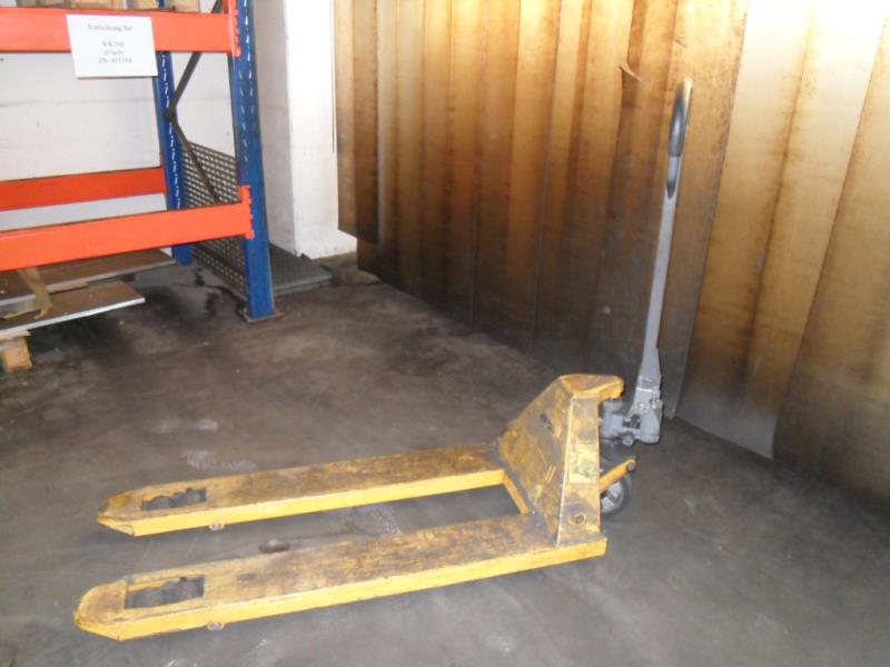 Used hand fork lift for Sale (Auction Premium) | NetBid Industrial Auctions