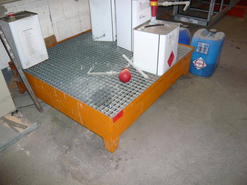 Used hazardous substance drip pan for Sale (Auction Premium) | NetBid Industrial Auctions