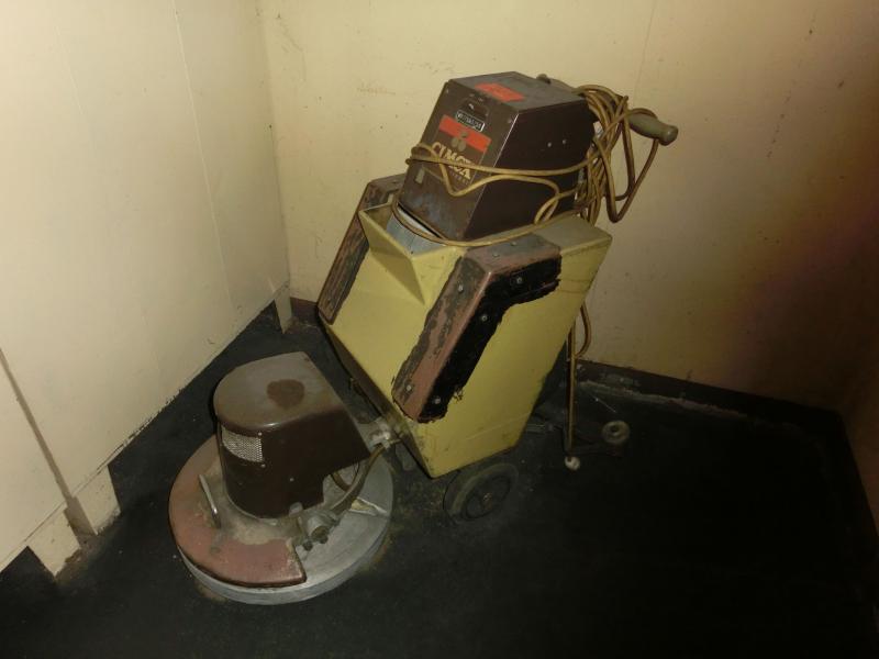 Used Cimex floor cleaning machine for Sale (Auction Premium) | NetBid Industrial Auctions