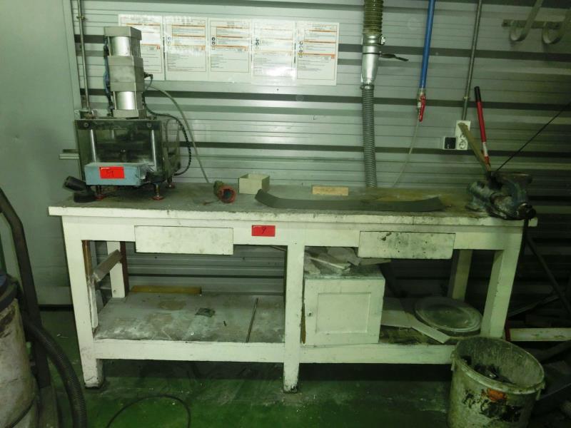 Used workbench for Sale (Auction Premium) | NetBid Industrial Auctions