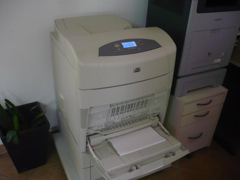 Hp laserjet 5550 не печатает цветом