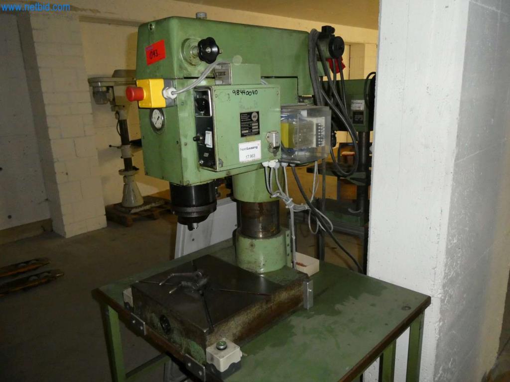 FMW HN3 Wobble riveting machine