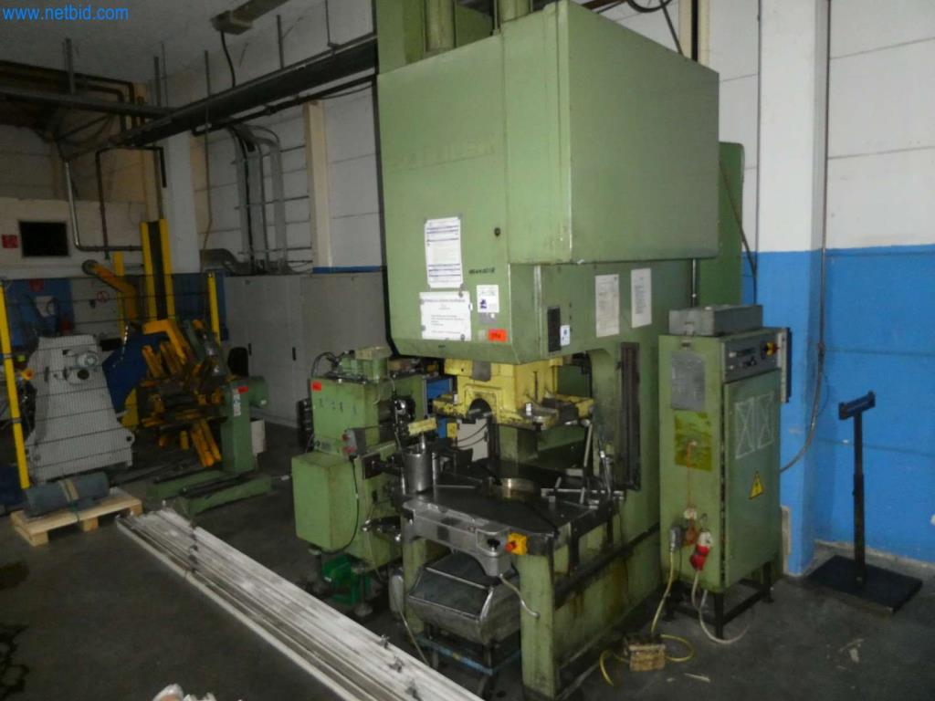 Used Schuler CR-100-375 Eccentric press for Sale (Trading Premium) | NetBid Industrial Auctions