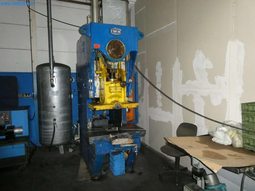 Used IWK PEKRD 100 Eccentric press for Sale (Trading Premium) | NetBid Industrial Auctions