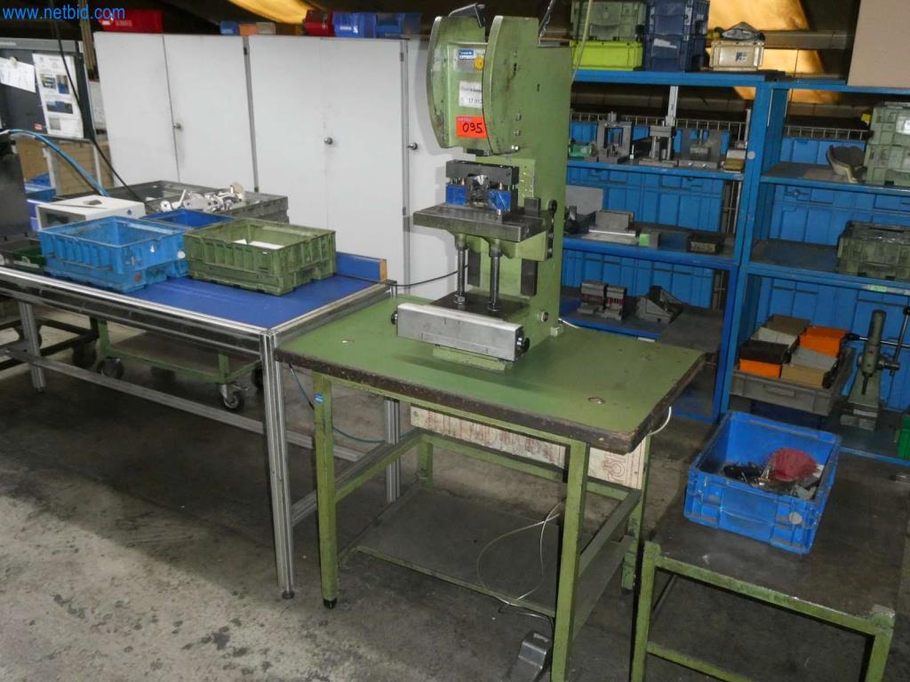 Used Gechter 3MP-R Bench-top pneumatic press for Sale (Trading Premium) | NetBid Industrial Auctions
