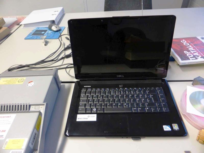 Dell Inspirion 1545 Notebook (Auction Premium) | NetBid ?eská republika