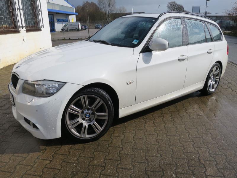 BMW 318 i touring Samochód kupisz używany(ą) (Auction Premium) | NetBid Polska