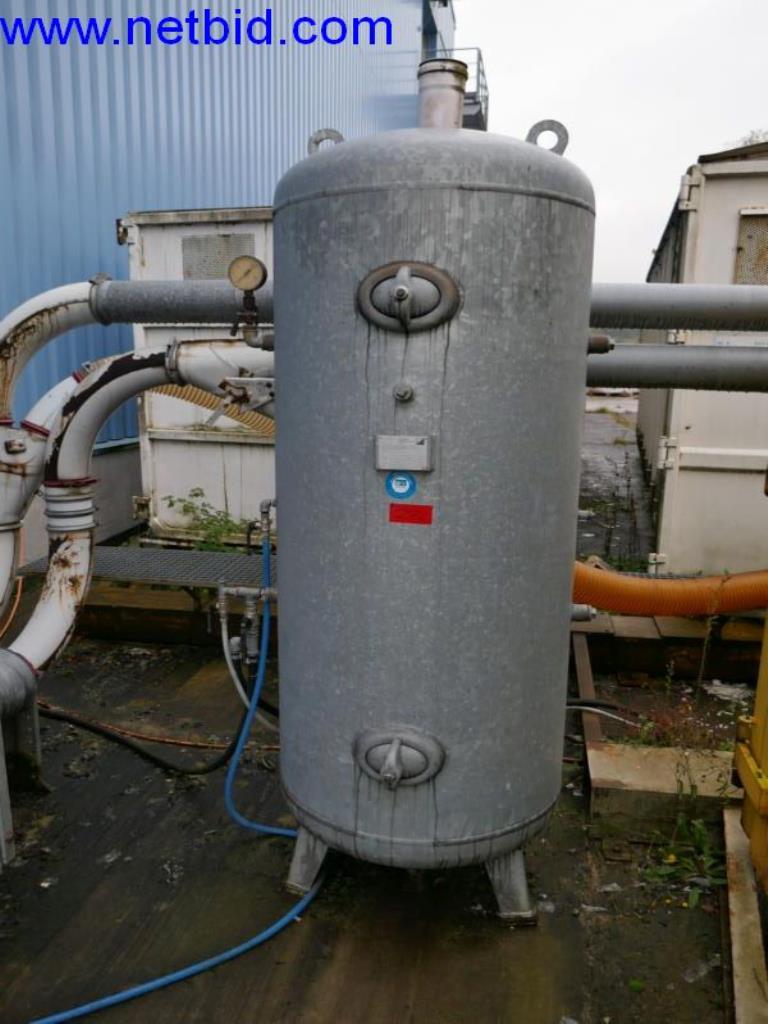 Used Maschinen- und Behälterbau Compressed air tank for Sale (Auction Premium) | NetBid Industrial Auctions