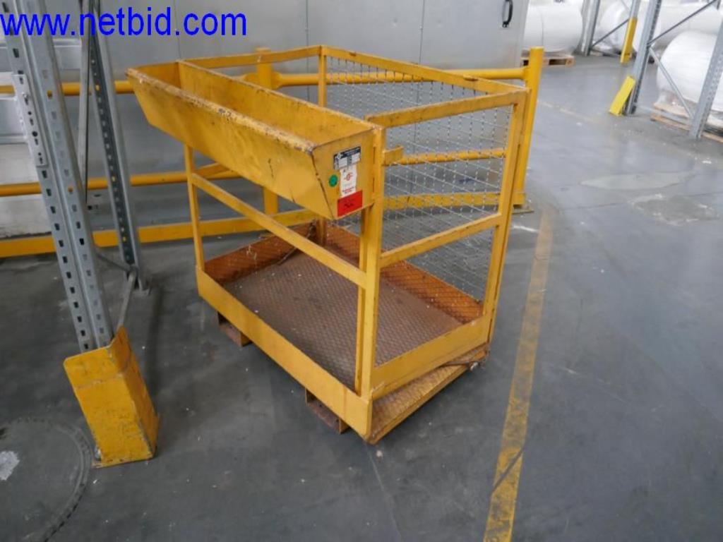 Used Haneu MB 30 Forklift personnel basket for Sale (Auction Premium) | NetBid Industrial Auctions