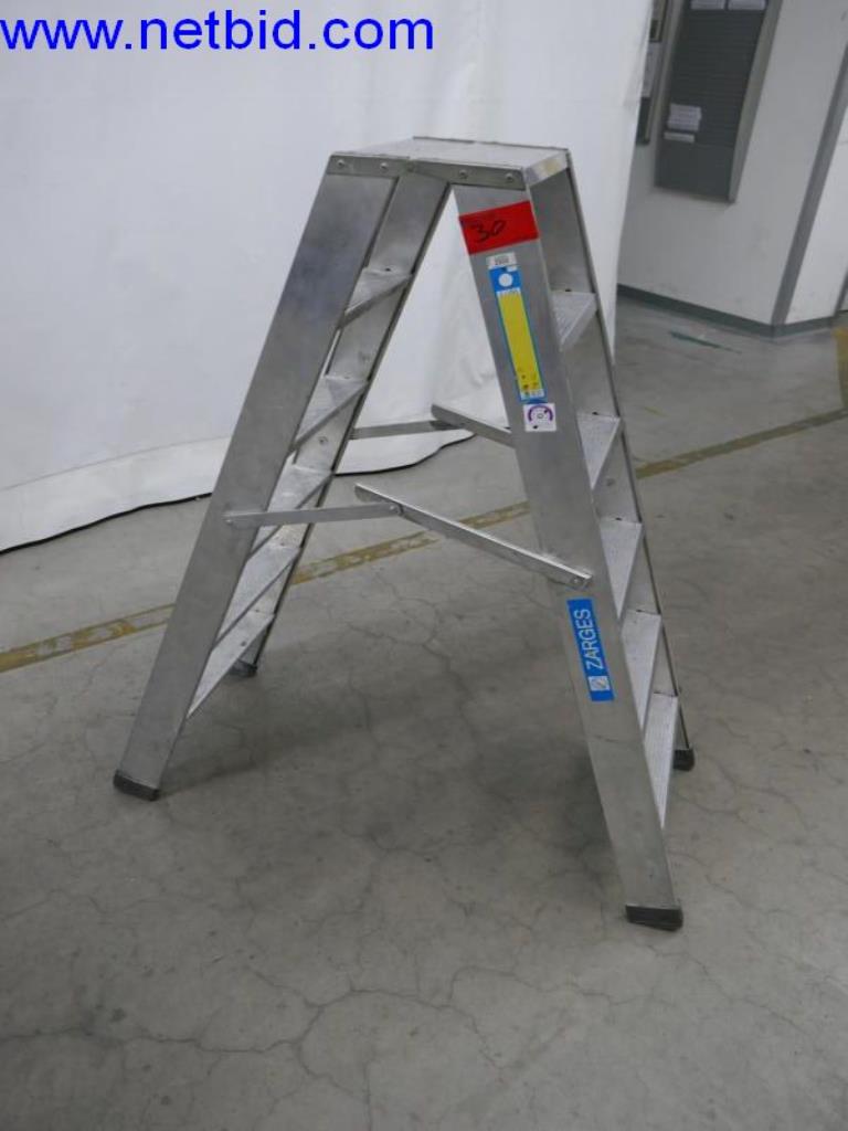 Used Aluminium folding ladder for Sale (Auction Premium) | NetBid Industrial Auctions