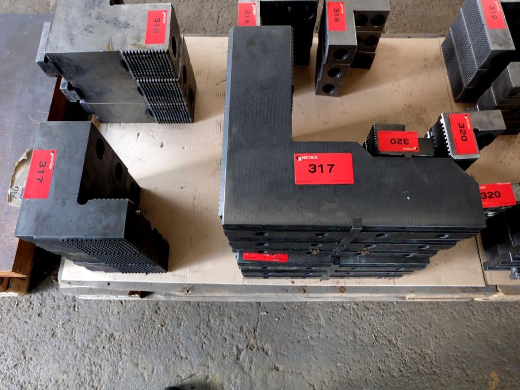 Used Schunk 3 claw jaws for Sale (Online Auction) | NetBid Industrial Auctions