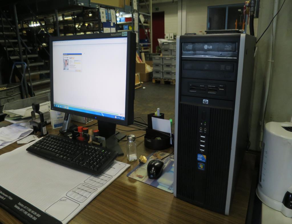 HP Compaq 8100 PC (Auction Premium) | NetBid ?eská republika