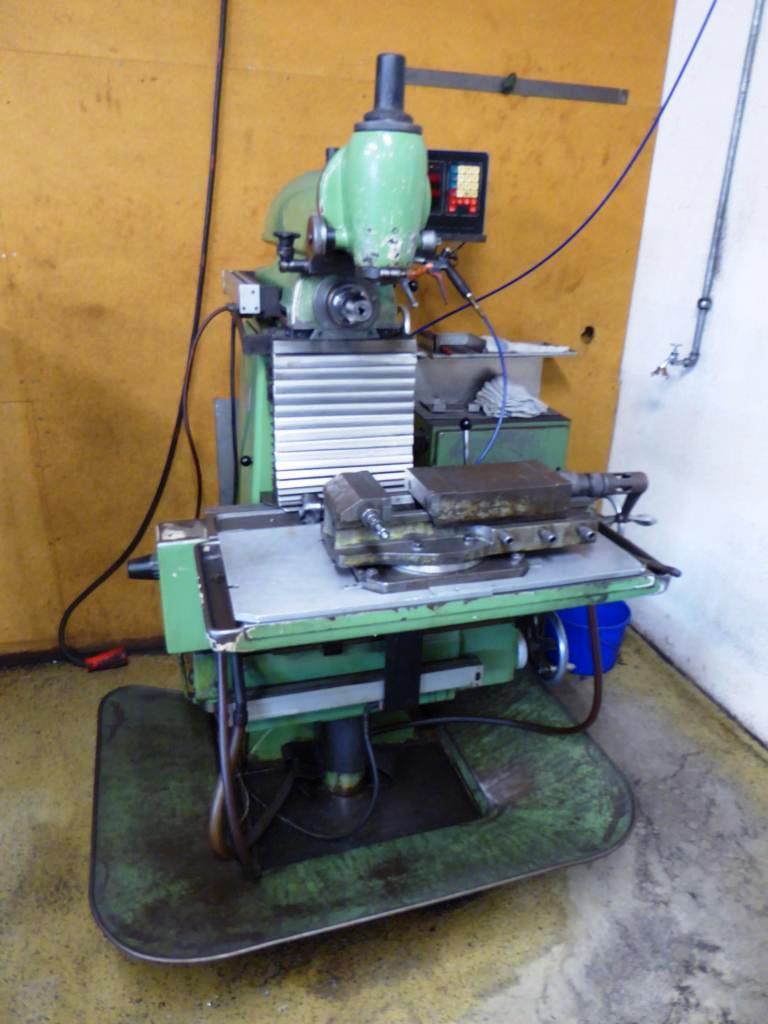 Used Deckel FP2 universal milling machine for Sale (Auction Premium) | NetBid Industrial Auctions