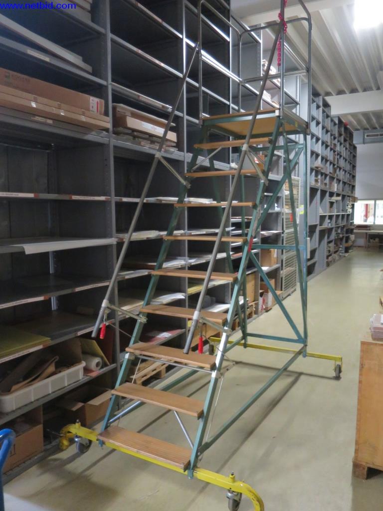 Used Haca Mounting stairs for Sale (Auction Premium) | NetBid Industrial Auctions