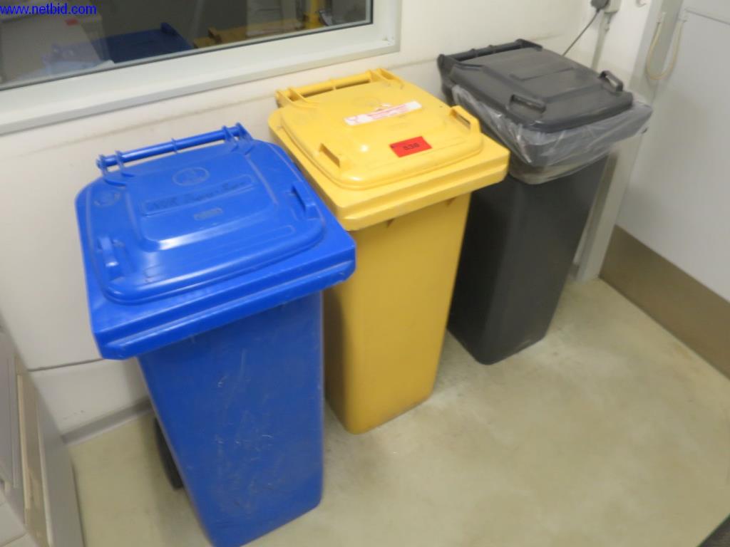 Used 3 Garbage cans for Sale (Auction Premium) | NetBid Industrial Auctions