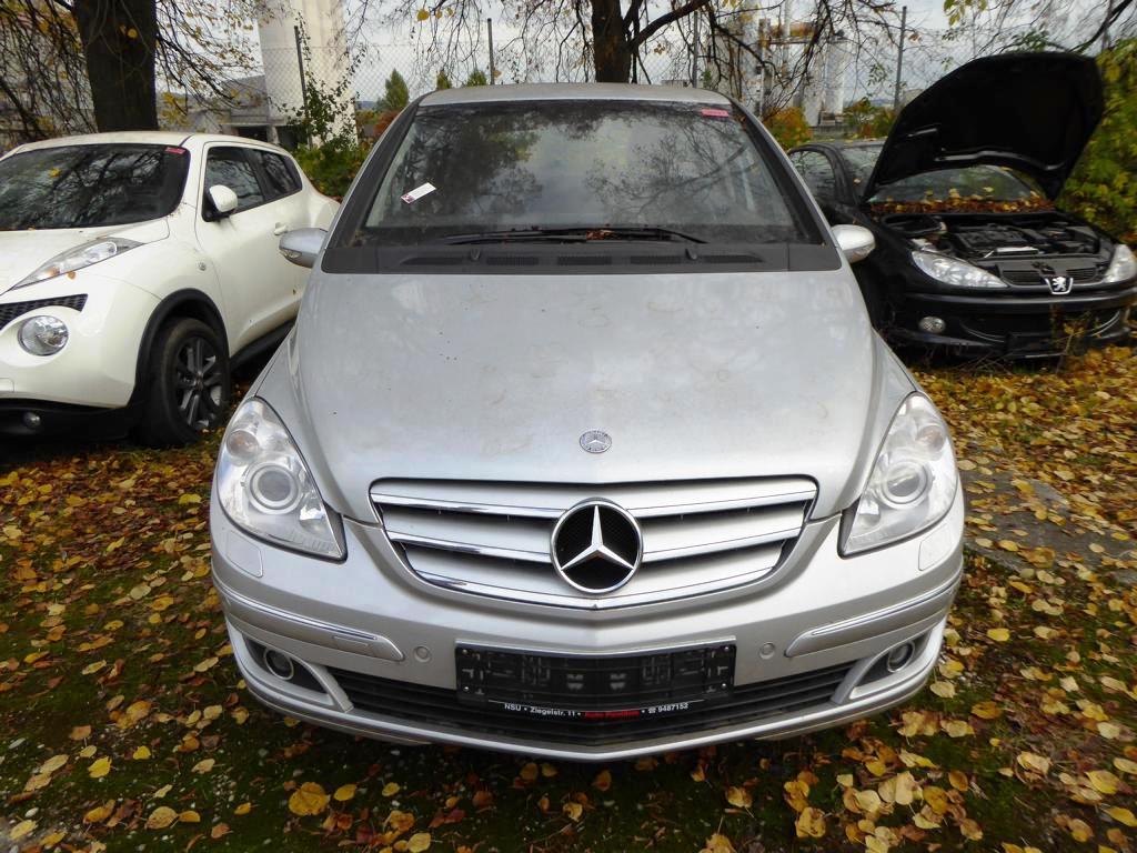 Mercedes B 200 Auto (Auction Premium) | NetBid ?eská republika