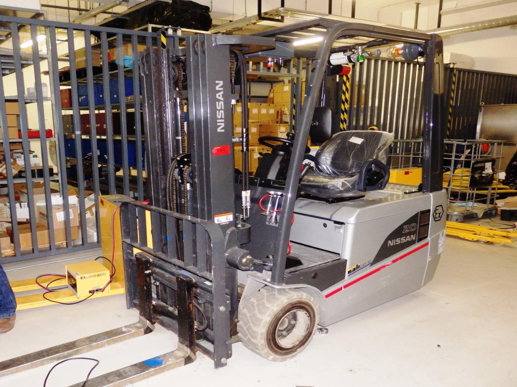 Used Nissan G1N1L20Q Electric Forklift for Sale (Online Auction) | NetBid Slovenija