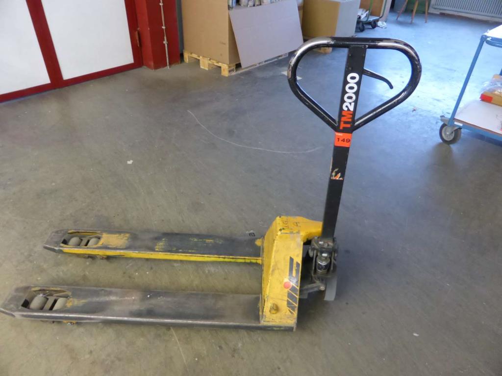 Used MIC Pallet truck for Sale (Auction Premium) | NetBid Industrial Auctions