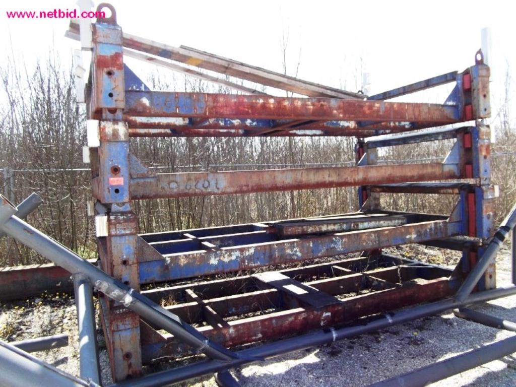 Used 4 Half-shell container racks for Sale (Trading Premium) | NetBid Industrial Auctions