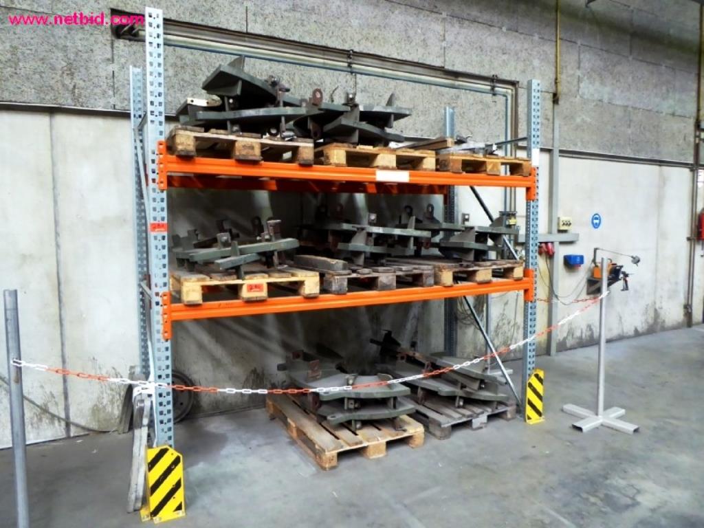 Used 3 lfm. Pallet rack for Sale (Auction Premium) | NetBid Industrial Auctions