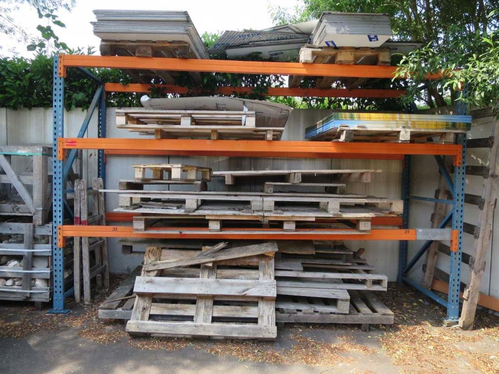 Used Pallet racking system for Sale (Auction Premium) | NetBid Industrial Auctions