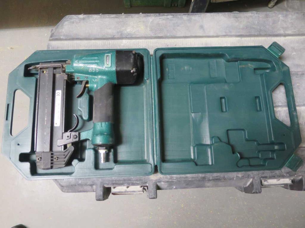 Used Prebena 2p-J-50 SDS Pneumatic nail gun for Sale (Auction Premium) | NetBid Industrial Auctions