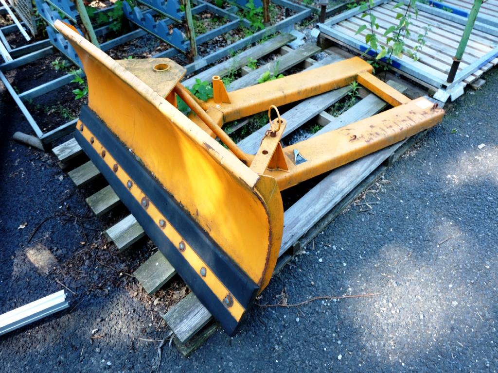 Used Snow blade for Sale (Auction Premium) | NetBid Industrial Auctions