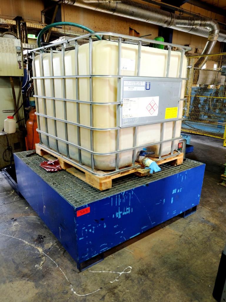 Used Bauer AW100 Safety drip tray for Sale (Auction Premium) | NetBid Industrial Auctions