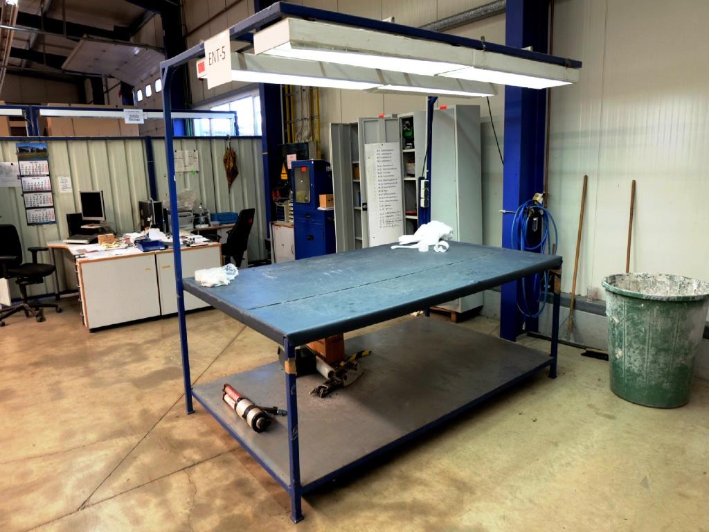 Used Assembly workstation for Sale (Auction Premium) | NetBid Industrial Auctions