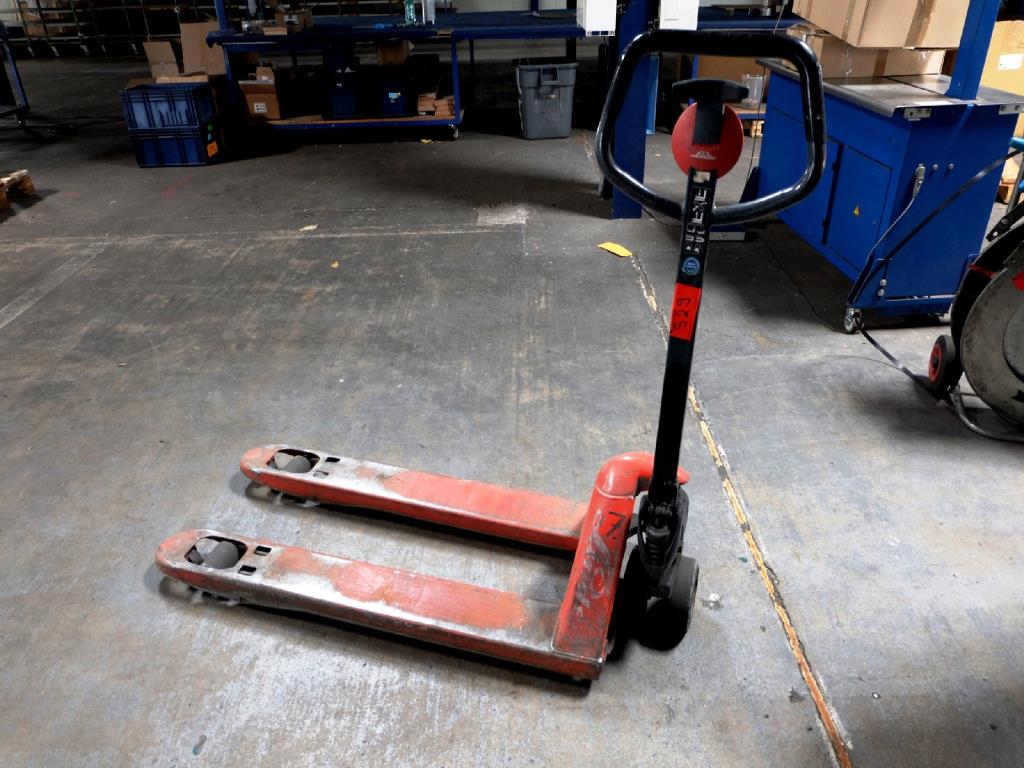 Used Linde Pallet truck for Sale (Auction Premium) | NetBid Industrial Auctions