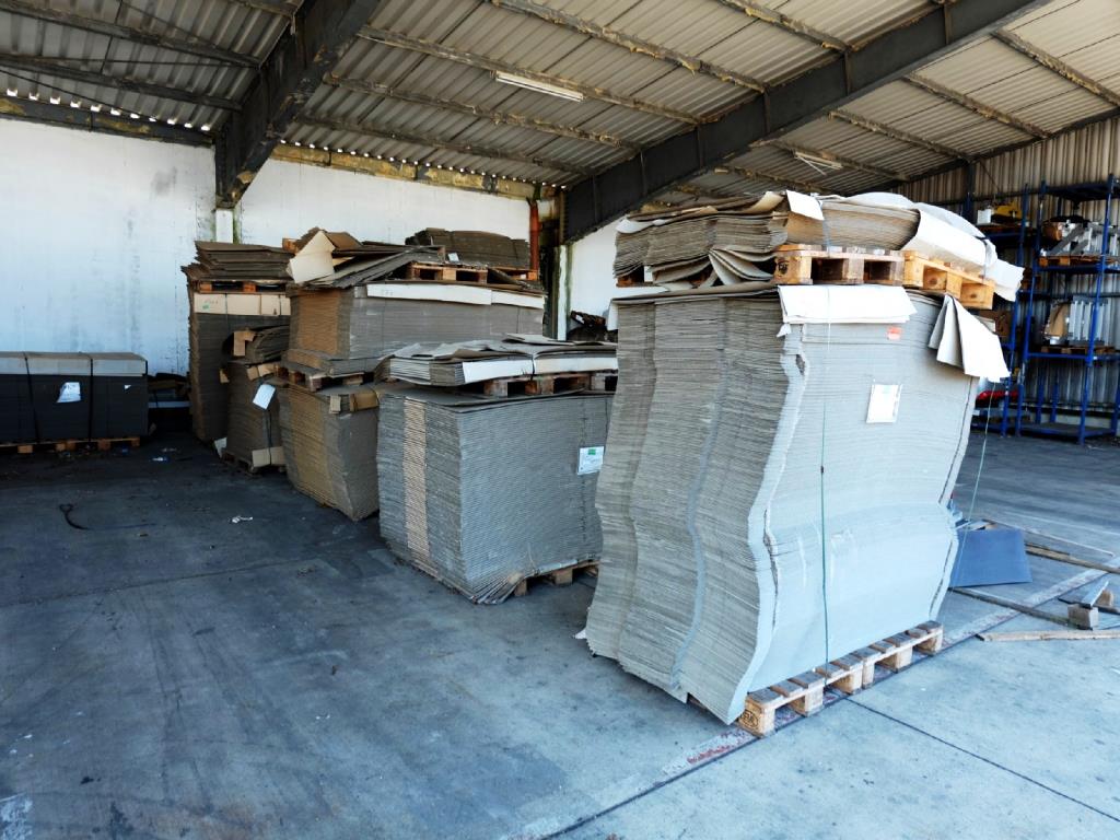 Used 1 Posten cardboard boxes for Sale (Auction Premium) | NetBid Industrial Auctions