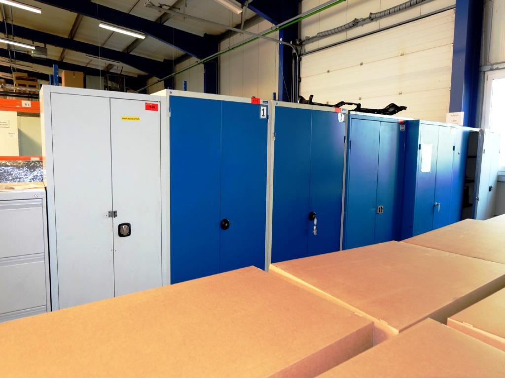 Used 5 Metal cabinets for Sale (Auction Premium) | NetBid Industrial Auctions