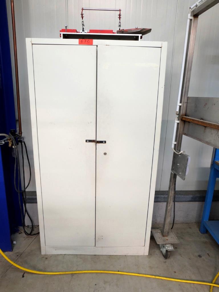 Used Metal cabinet for Sale (Trading Premium) | NetBid Industrial Auctions