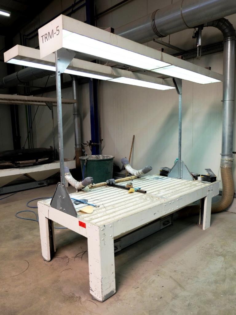 Used Höcker Polytechnik Octopus 20 Sanding table for Sale (Auction Premium) | NetBid Industrial Auctions