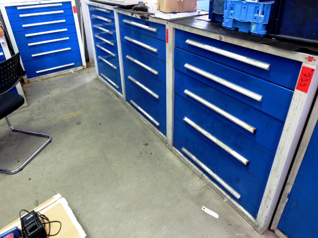 4 metal drawer cabinets (Auction Premium) | NetBid ?eská republika