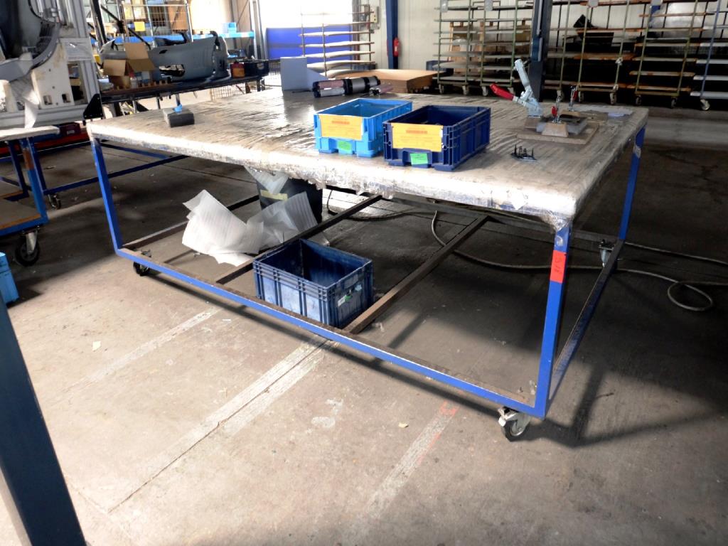 Used Assembly table for Sale (Auction Premium) | NetBid Industrial Auctions