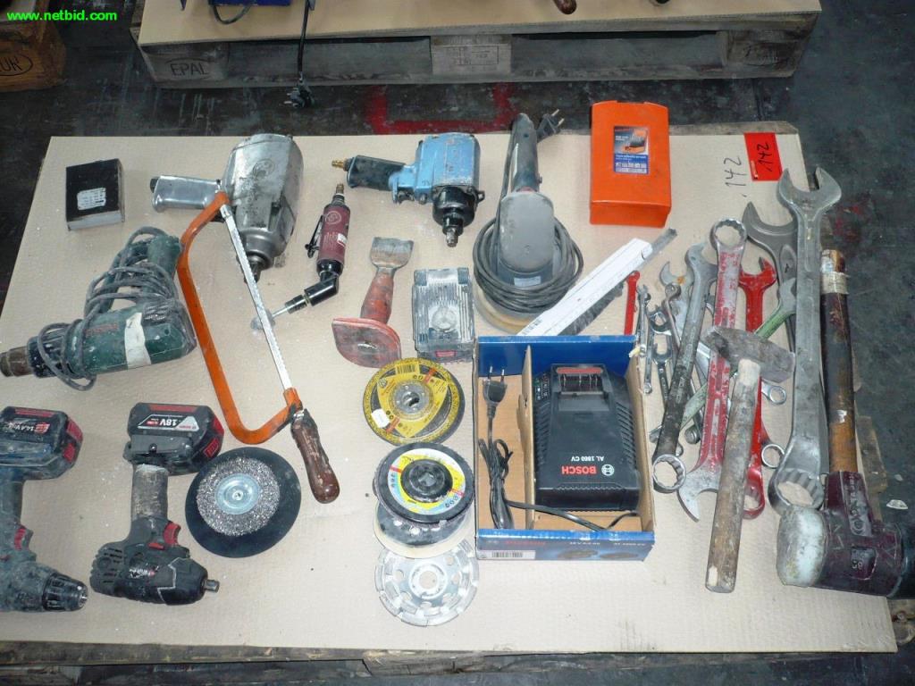 Used 2 Pneumatic screwdriver for Sale (Trading Premium) | NetBid Industrial Auctions