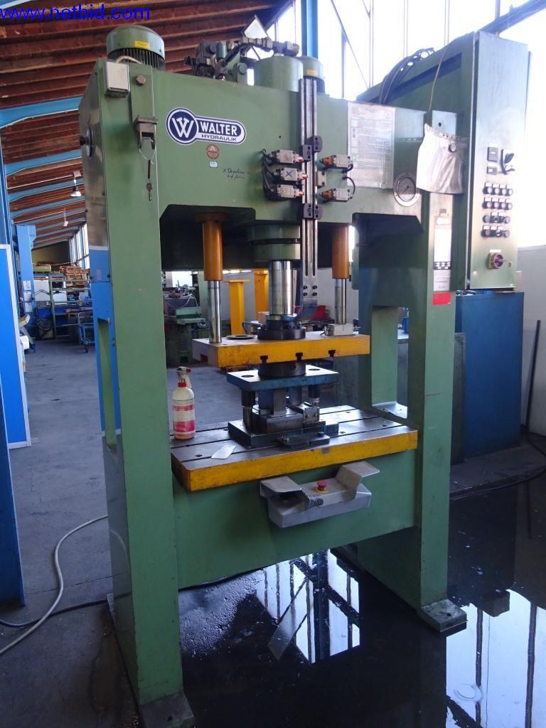 Used Walter WUP S Two-column hydraulic press for Sale (Auction Premium) | NetBid Industrial Auctions